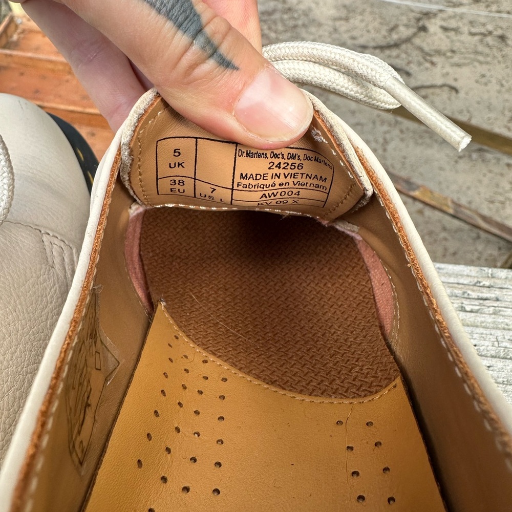 Dr Martin 24256 Beige Virginia oxfords - Picture 4 of 8